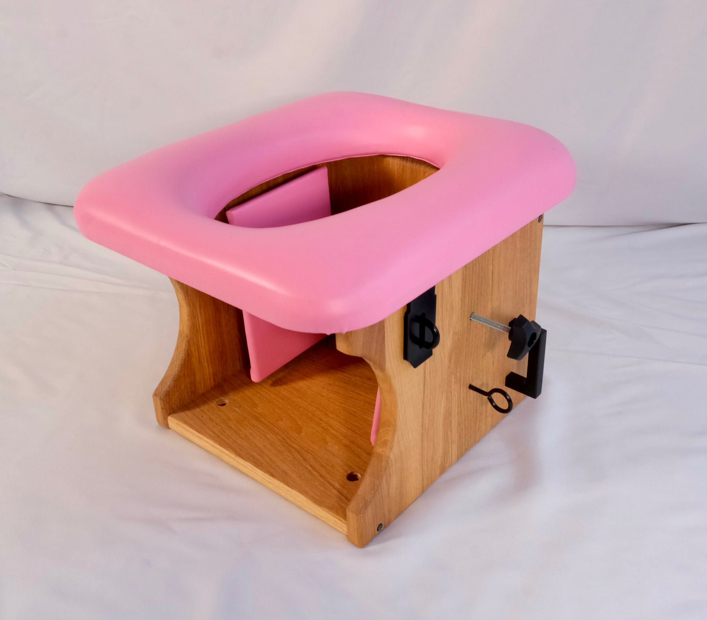 New Smother Box Queening Chair - Solid Oak