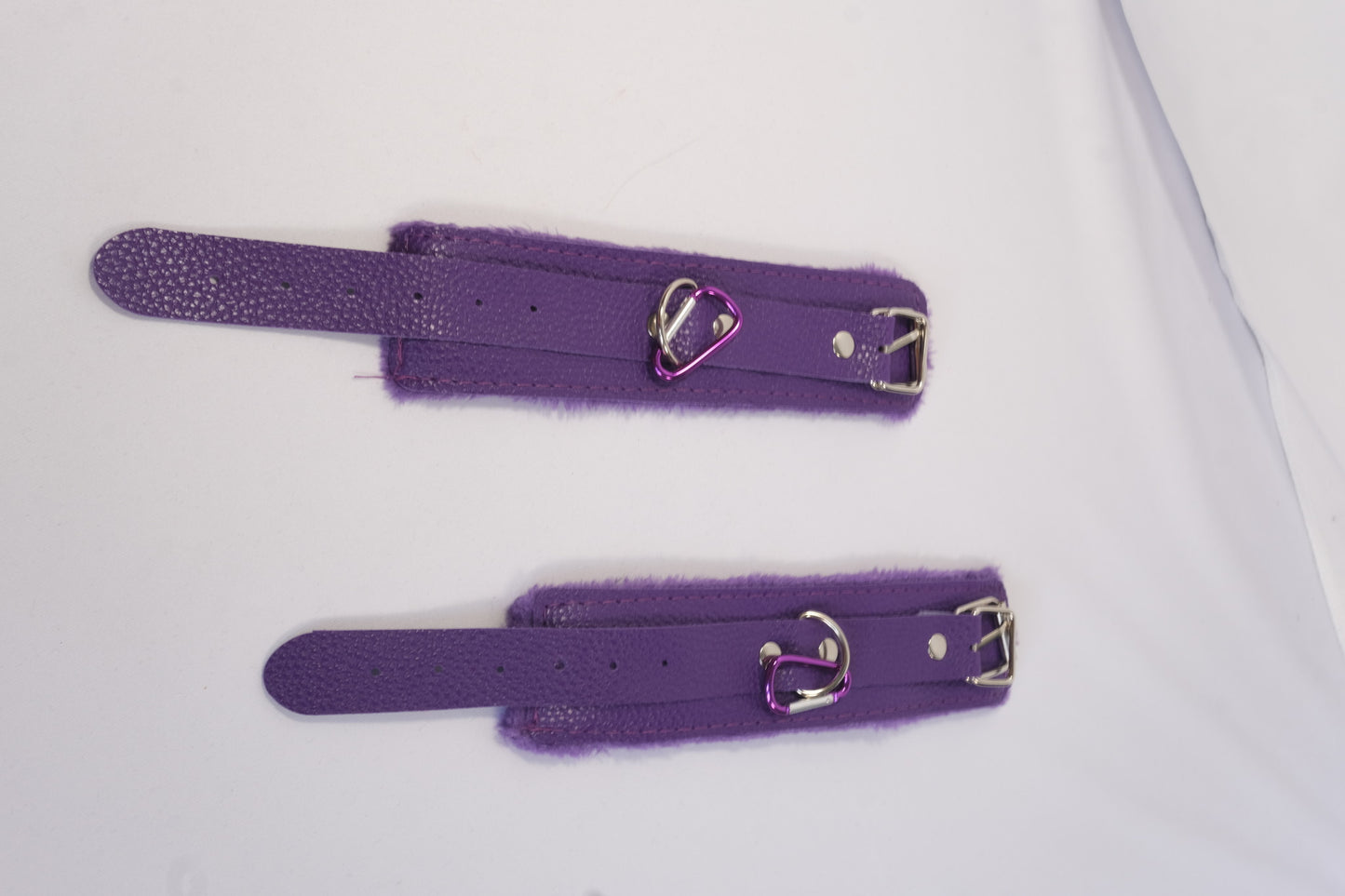 Fluffy Hand Restraints