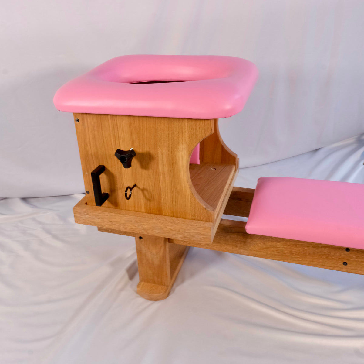 New Smother Box Queening Chair - Solid Oak – The birds n the bees