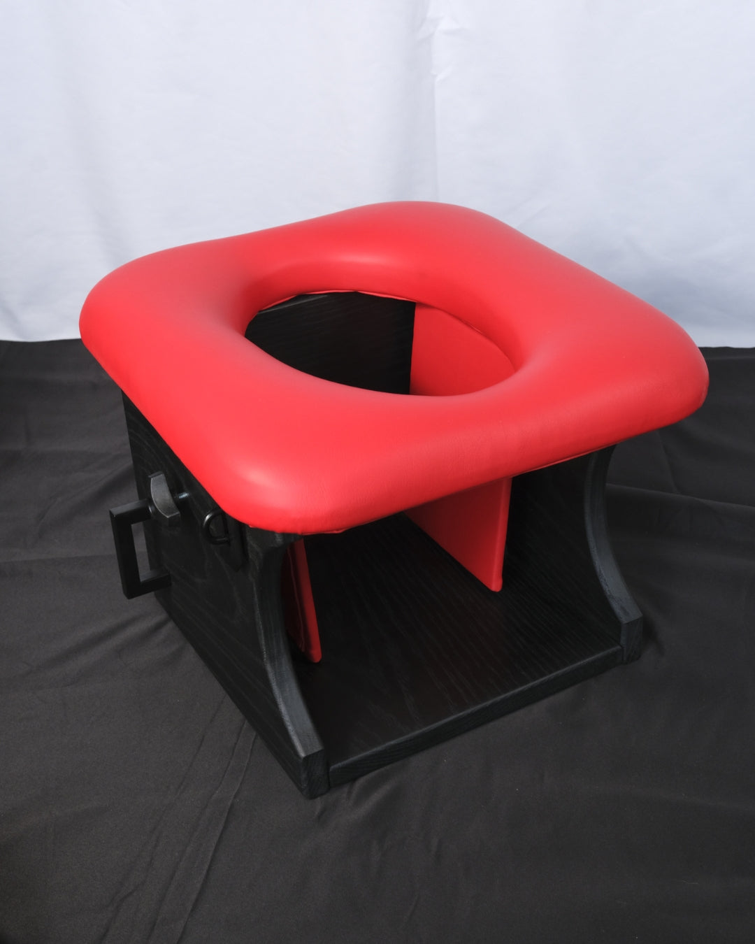 Custom Colour Queening Chair